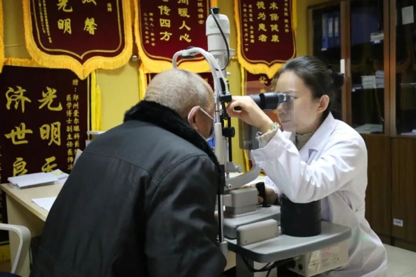 【中国新闻网】象魔眼科可持续公益模式助力眼健康公平普惠